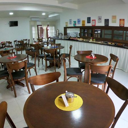 As Quatro Estacoes Hotel Гаропаба Екстериор снимка